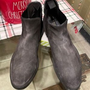 TO BOOT NEW YORK mens suede boots 11